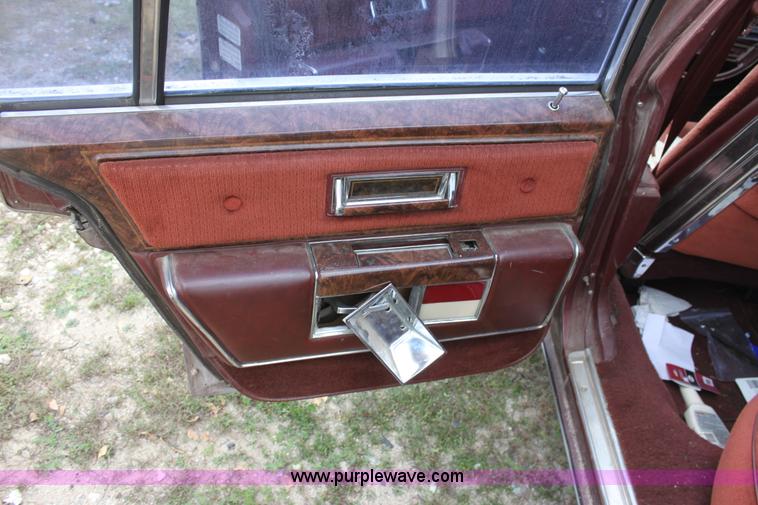image for item E4273 1982 Oldsmobile Regency
