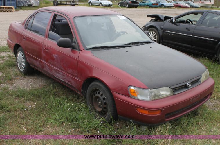 image for item E4274 1993 Toyota Corolla