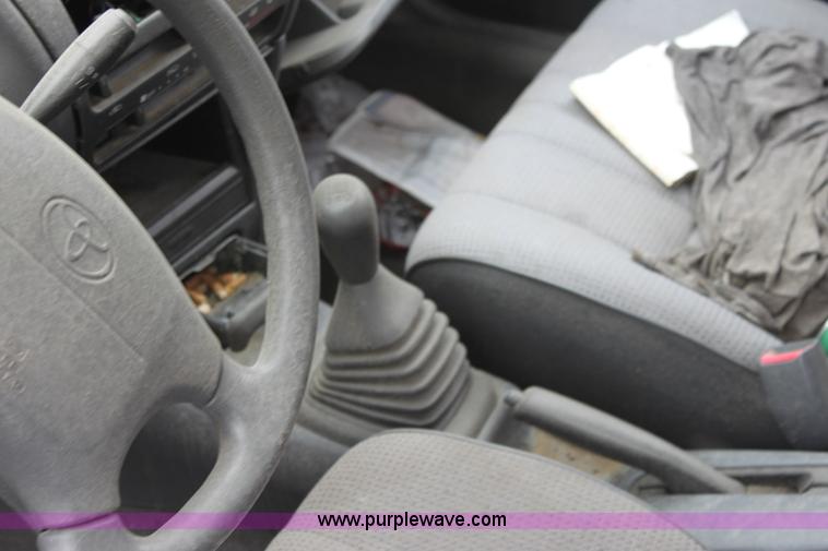 image for item E4274 1993 Toyota Corolla