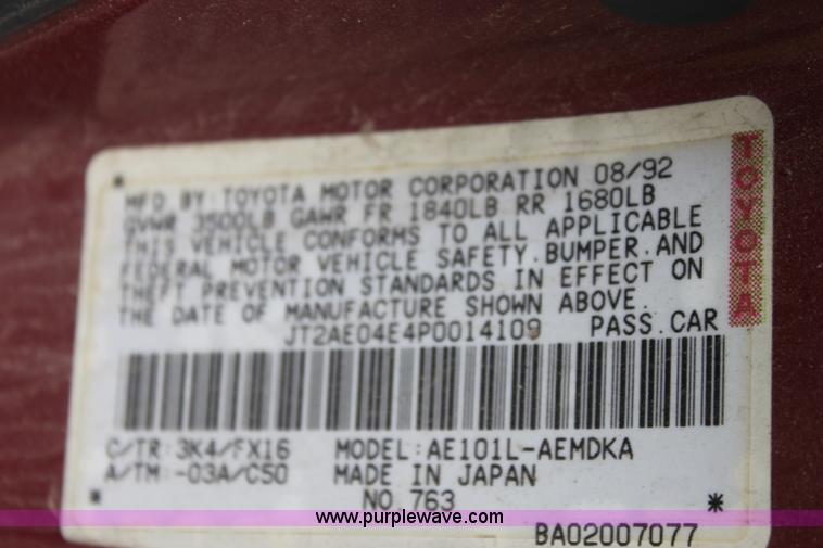 image for item E4274 1993 Toyota Corolla