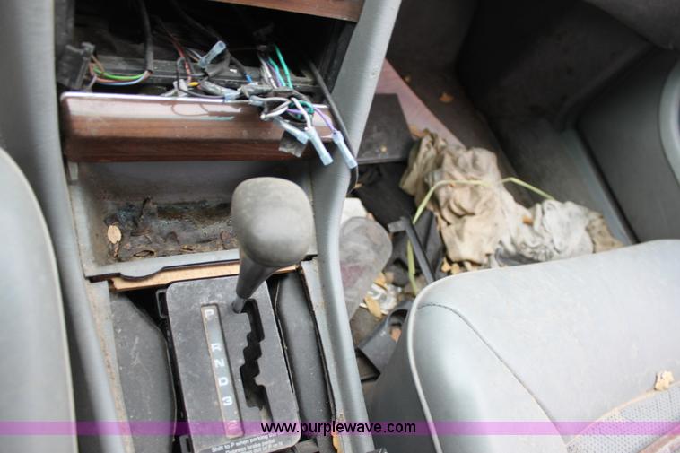 image for item E4277 1990 Mercedes Benz 300SEL