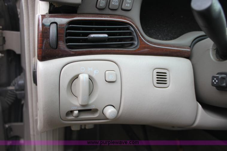 image for item E4278 2002 Cadillac SLS