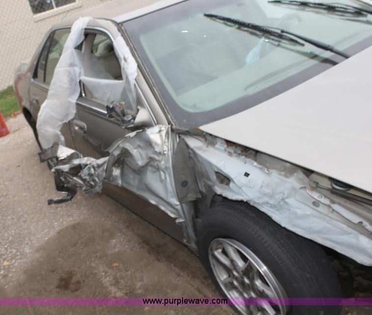 image for item E4278 2002 Cadillac SLS