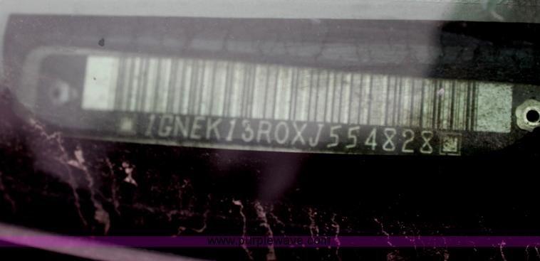 image for item E4280 1999 Chevrolet Tahoe SUV