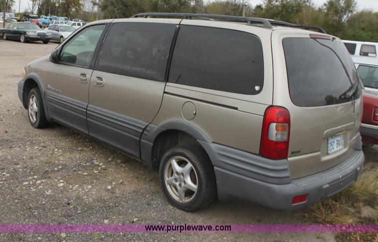 image for item E4281 1999 Pontiac Montana minivan