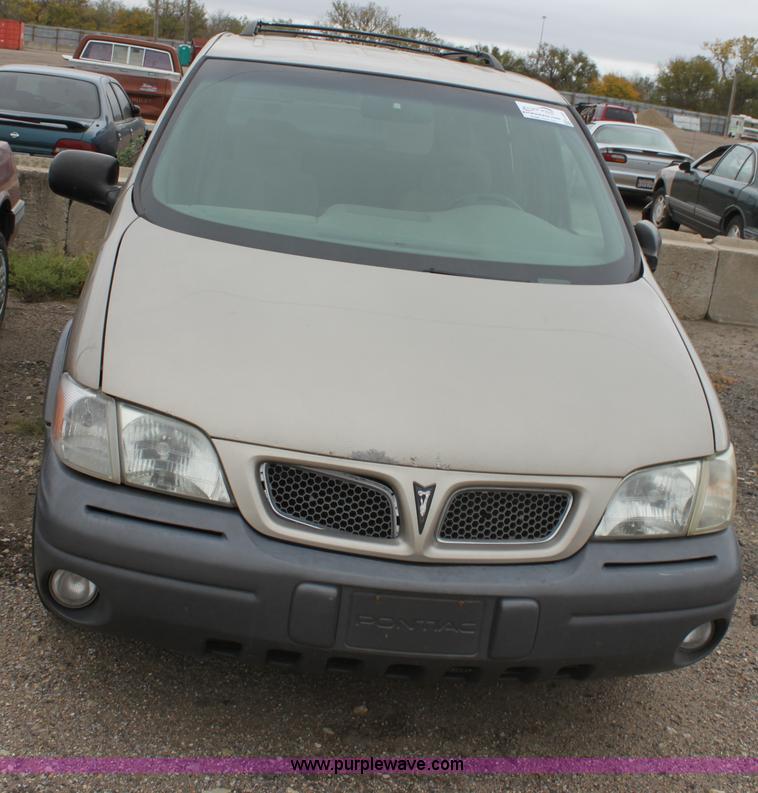 image for item E4281 1999 Pontiac Montana minivan