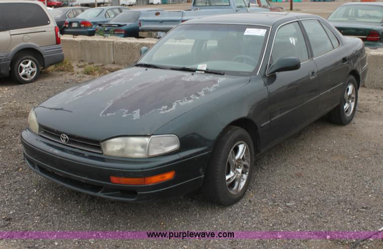 image for item E4283 1992 Toyota Camry XLE