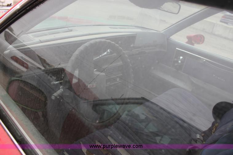 image for item E4284 1983 Oldsmobile Cutlass Supreme