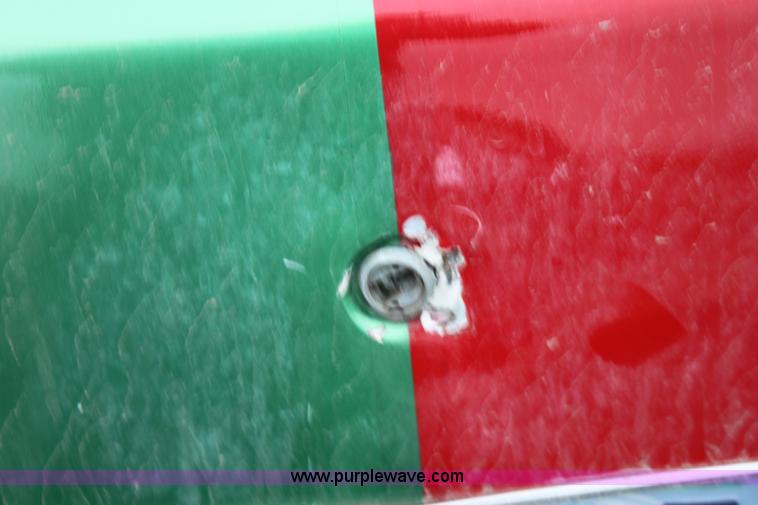 image for item E4284 1983 Oldsmobile Cutlass Supreme