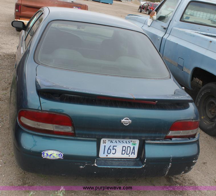 image for item E4285 1997 Nissan Altima
