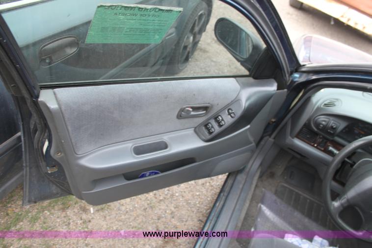 image for item E4285 1997 Nissan Altima