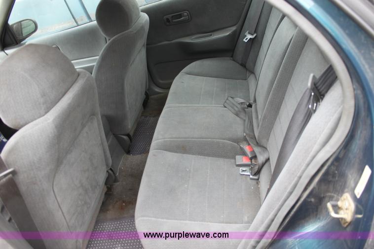 image for item E4285 1997 Nissan Altima