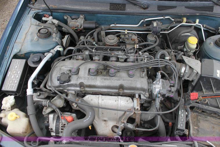image for item E4285 1997 Nissan Altima