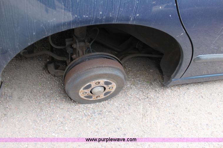 image for item E4285 1997 Nissan Altima