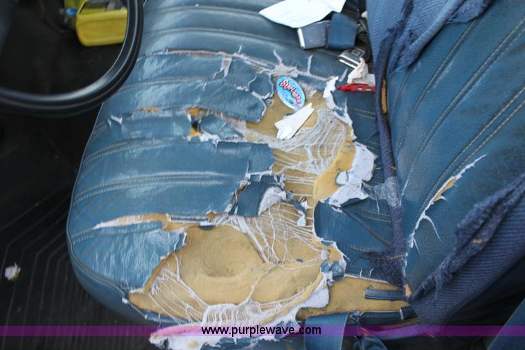 image for item E4286 1987 Chevrolet C10 Custom Deluxe pickup truck