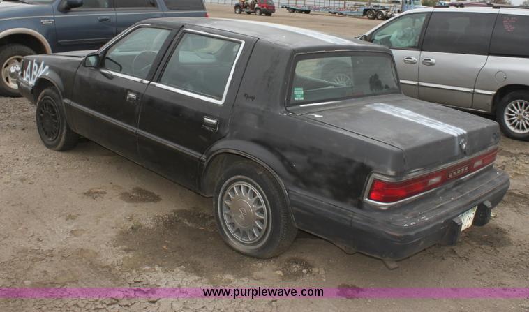image for item E4287 1993 Dodge Dynasty