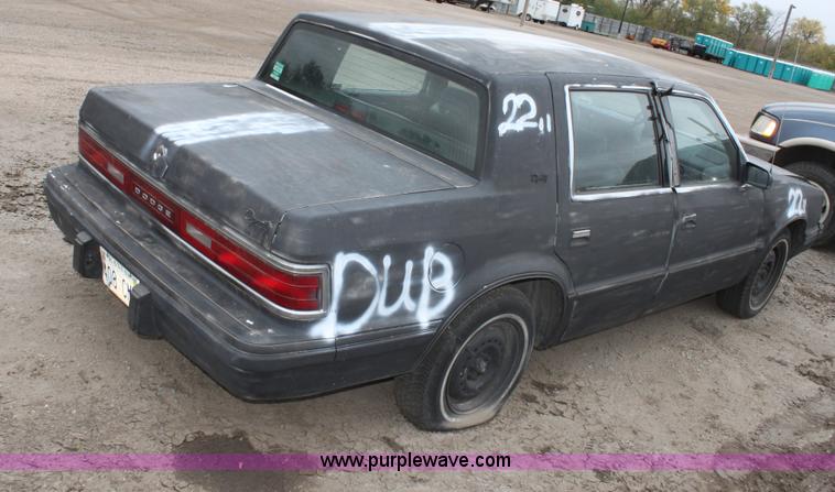 image for item E4287 1993 Dodge Dynasty