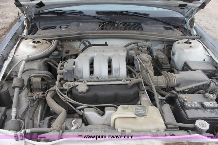 image for item E4287 1993 Dodge Dynasty