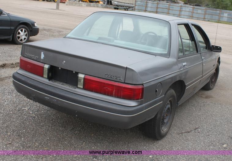 image for item E4288 1989 Chevrolet Corsica