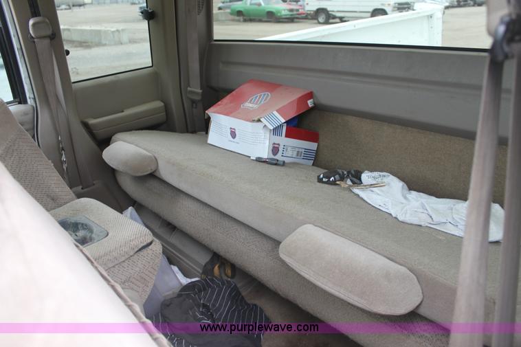 image for item E4290 1998 Chevrolet Silverado pickup truck