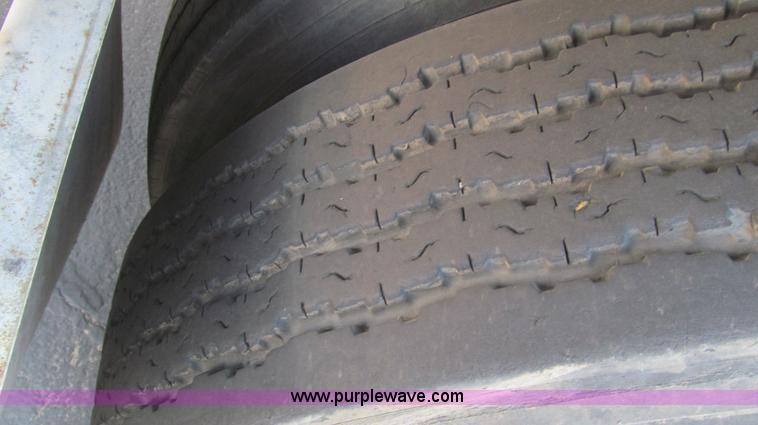 image for item C3573 2004 Great Dane 48' reefer trailer