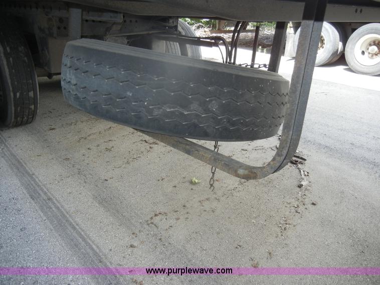 image for item D4148 1997 Utility VS2RA 53' reefer trailer