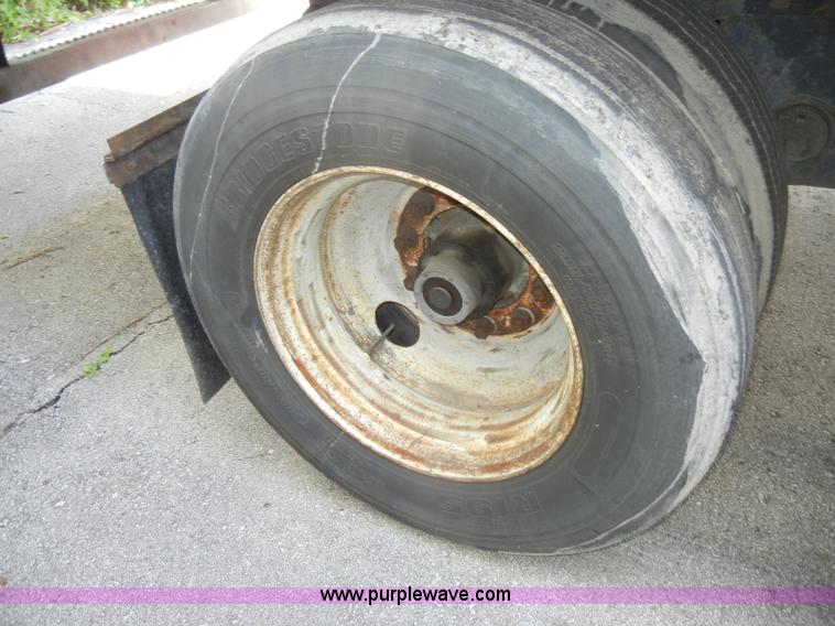 image for item D4148 1997 Utility VS2RA 53' reefer trailer