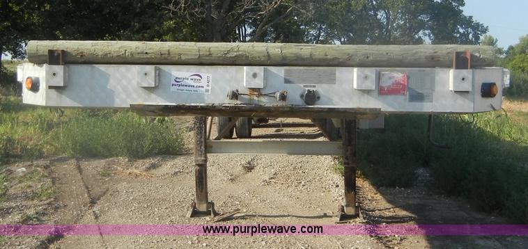image for item D4277 2001 Ravens 53' flatbed trailer