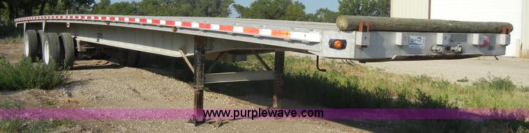 image for item D4277 2001 Ravens 53' flatbed trailer