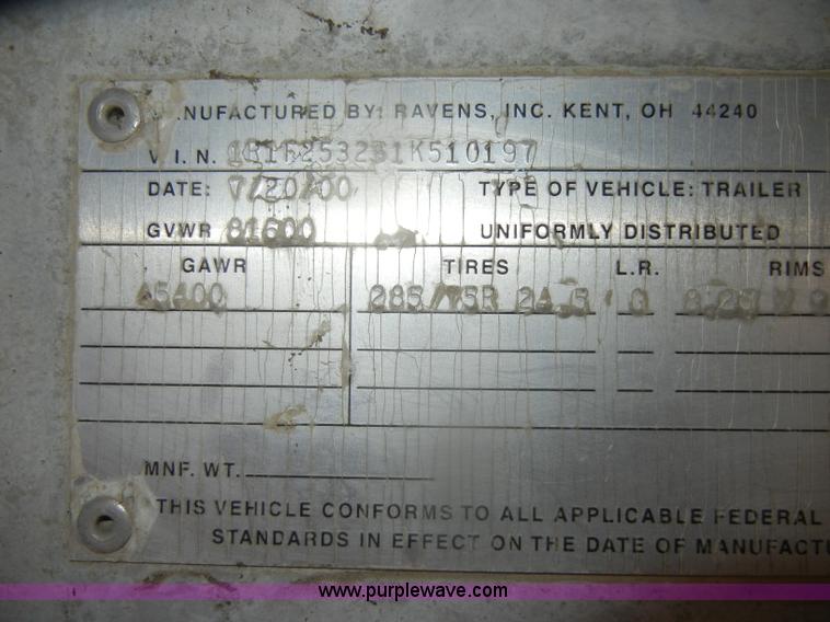 image for item D4277 2001 Ravens 53' flatbed trailer