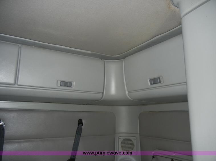 image for item D4824 2004 Freightliner ST120 semi truck