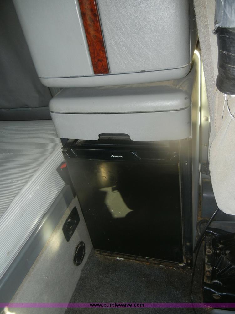 image for item D4824 2004 Freightliner ST120 semi truck