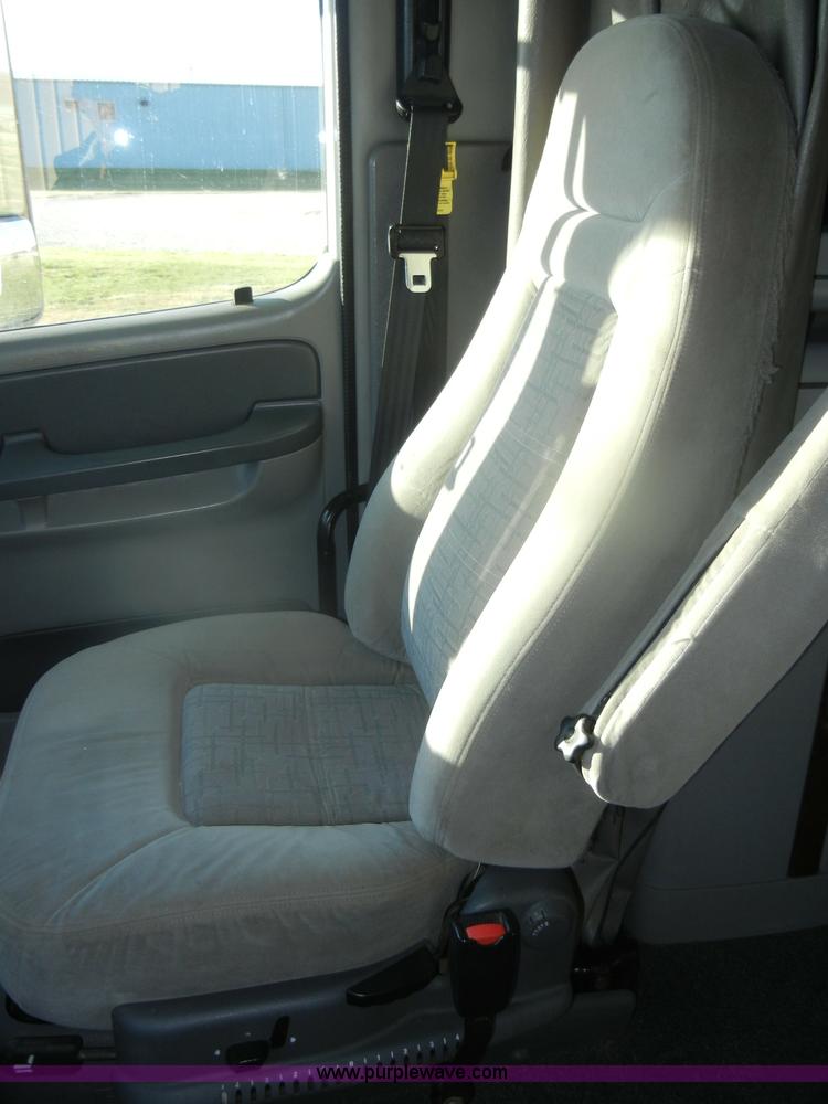 image for item D4824 2004 Freightliner ST120 semi truck