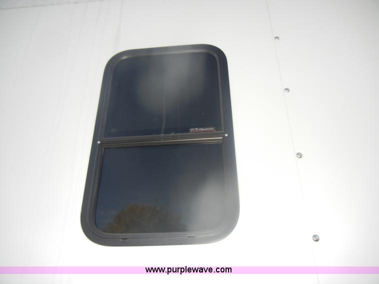 image for item D4824 2004 Freightliner ST120 semi truck