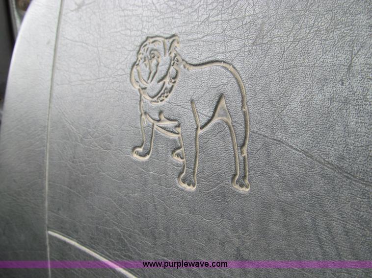 image for item E3538 1987 Mack R688ST semi truck