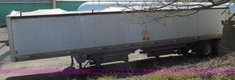 image for item E3539 1989 Wilson Convert-A-Hauler trailer