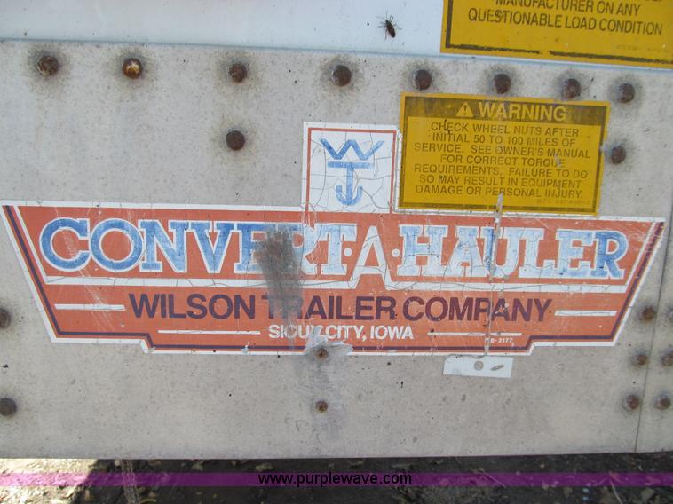 image for item E3539 1989 Wilson Convert-A-Hauler trailer