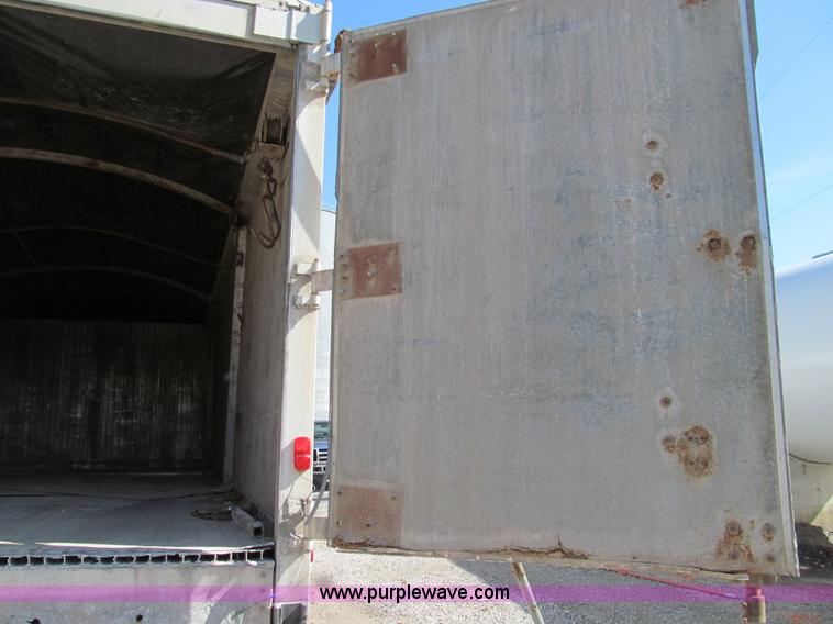 image for item E3539 1989 Wilson Convert-A-Hauler trailer