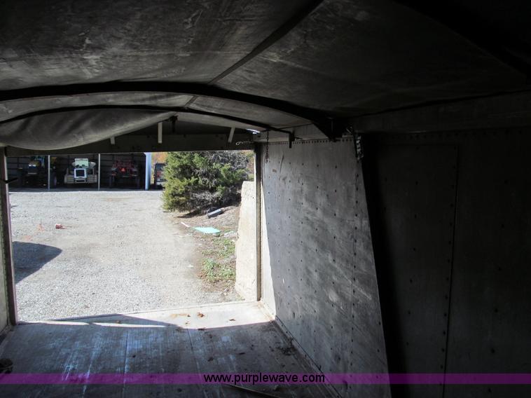 image for item E3539 1989 Wilson Convert-A-Hauler trailer