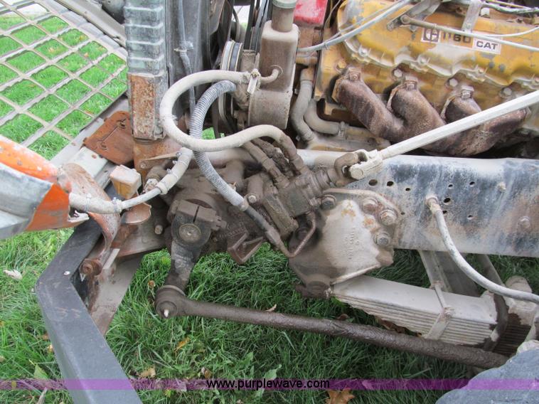 image for item E5638 1974 Ford 8000 winch truck