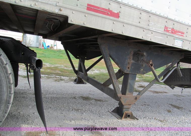image for item E5688 1999 Great Dane 53' dry van trailer