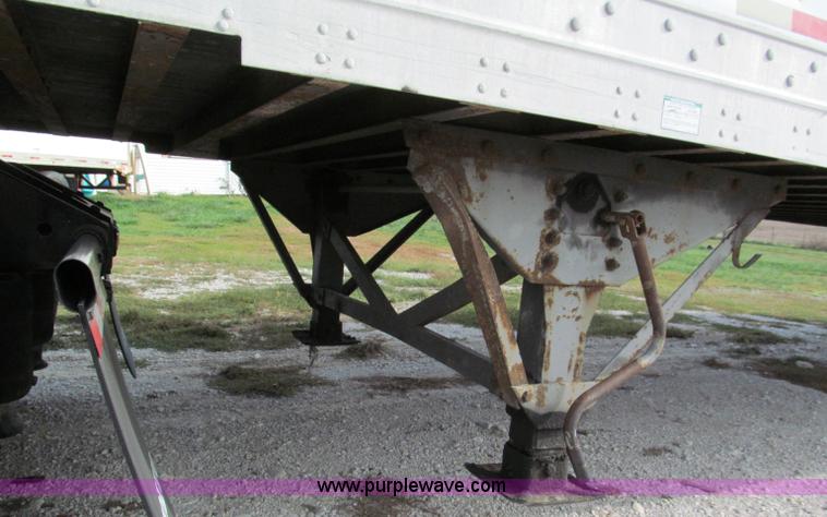 image for item E5689 1999 Great Dane 53' dry van trailer