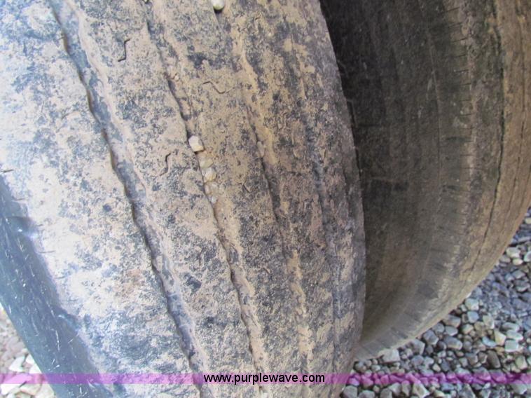 image for item E8140 1996 Great Dane 7311TAL 48' dry van trailer