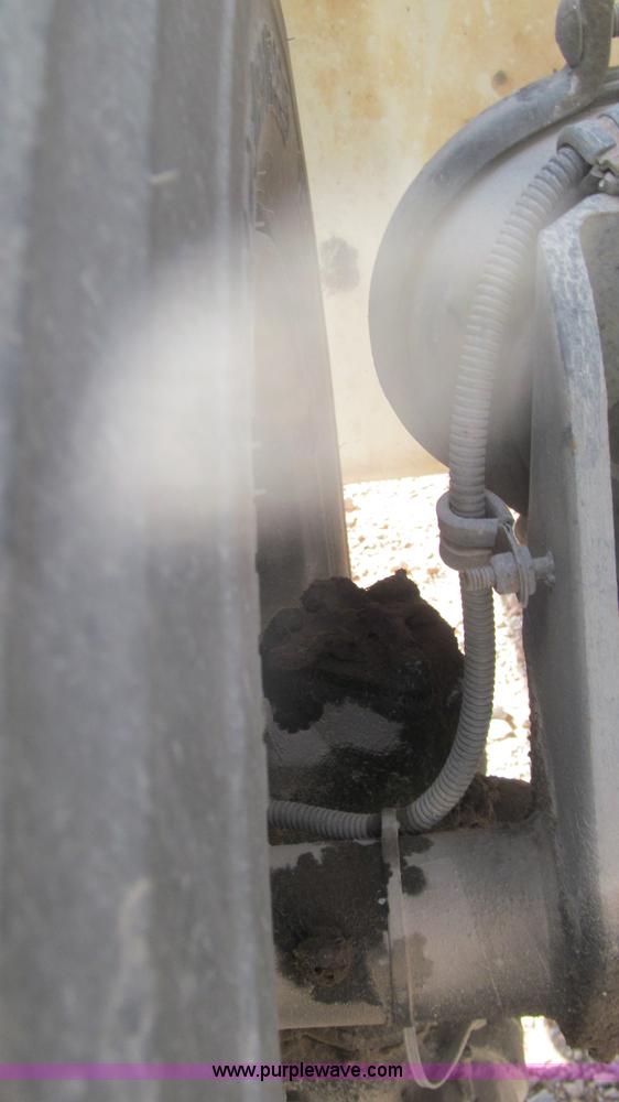 image for item F3054 1997 Freightliner FL70 semi truck