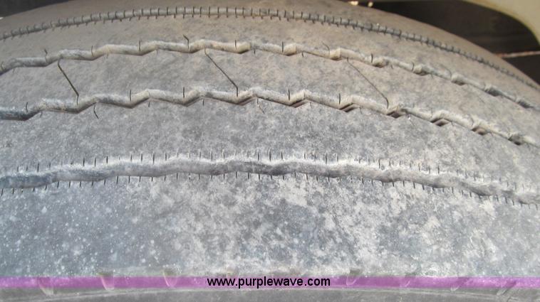 image for item F3054 1997 Freightliner FL70 semi truck