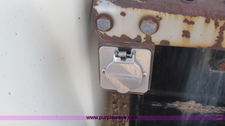 image for item F3054 1997 Freightliner FL70 semi truck