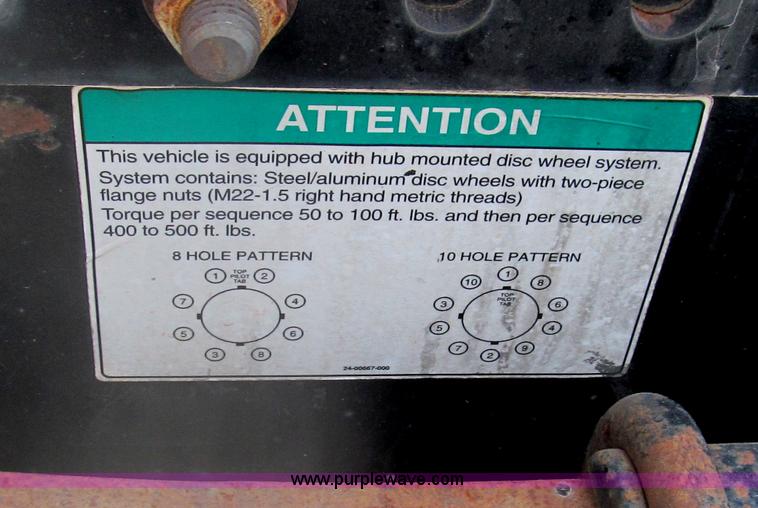 image for item F3054 1997 Freightliner FL70 semi truck