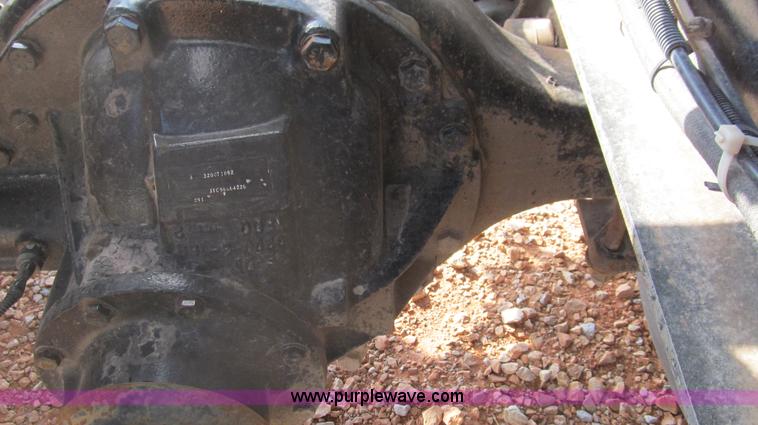 image for item F3054 1997 Freightliner FL70 semi truck