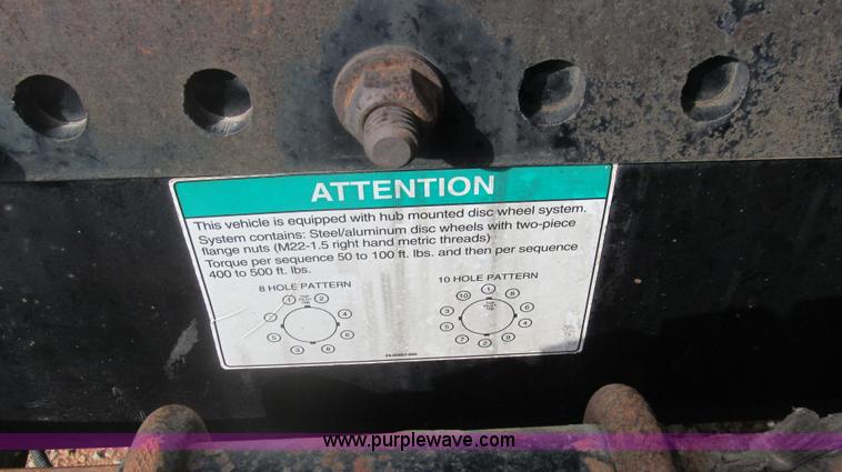 image for item F3054 1997 Freightliner FL70 semi truck