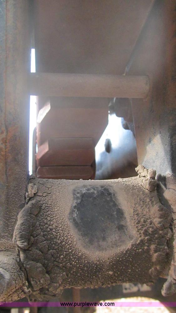 image for item F3054 1997 Freightliner FL70 semi truck